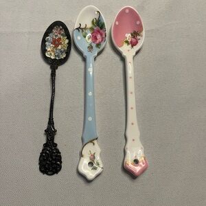 2 Royal Albert Spoons 1 Klepa Vintage Collectible Spoon